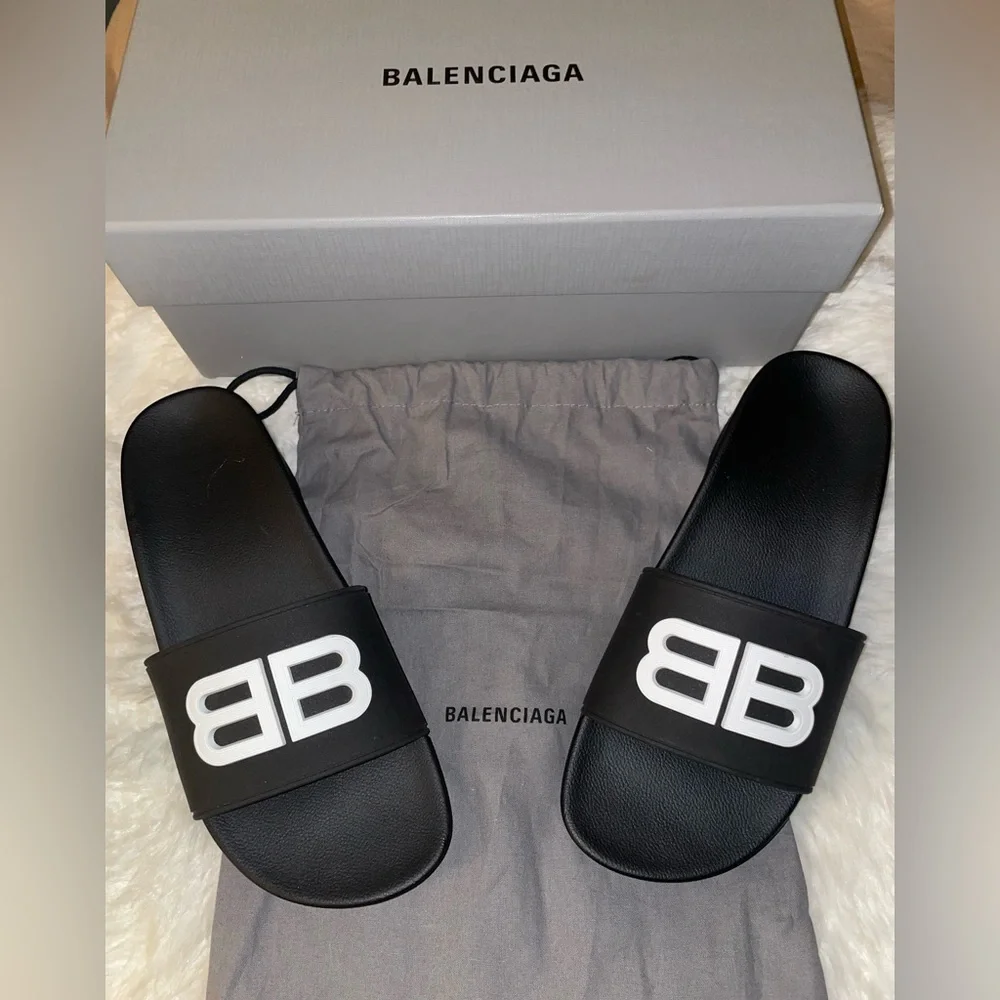 Balenciaga Pool slide - Picture 3 of 3